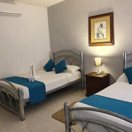 Hostal & Hotel Casa Fernanda Мерида Экстерьер фото